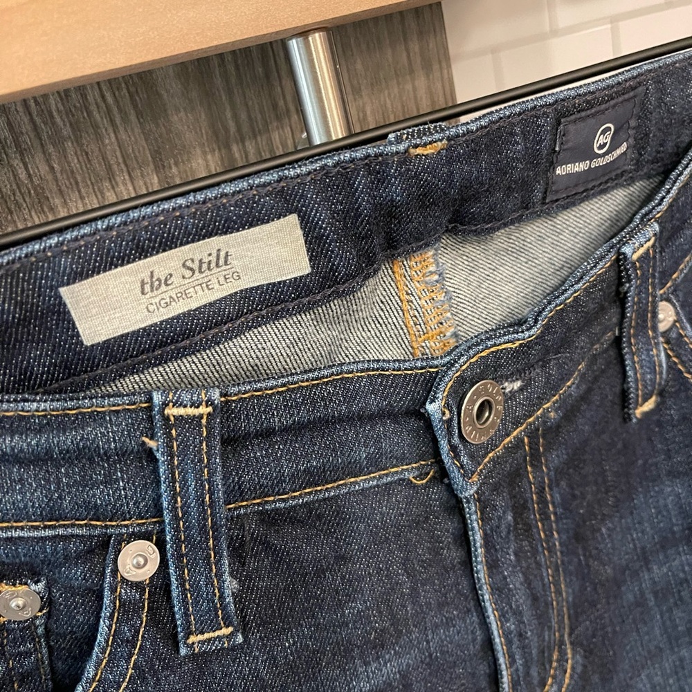 AG jeans. Size 28R. The Stilt. Like new condition. Smoke free, pet free home!